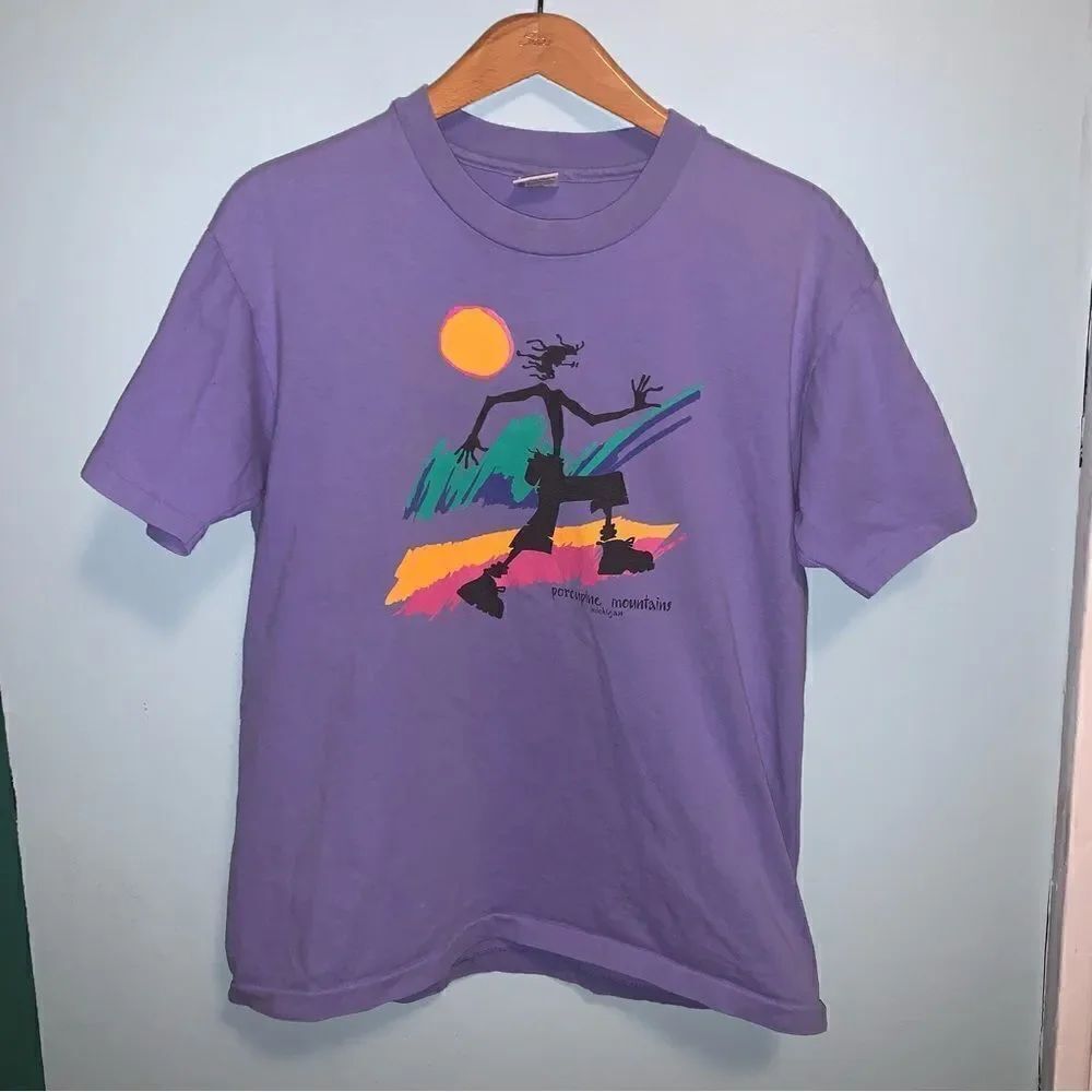 Vintage mountain Tshirt Size Large